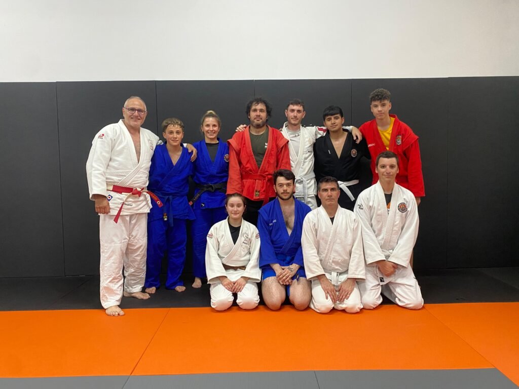 Clase combat sambo flex fighting